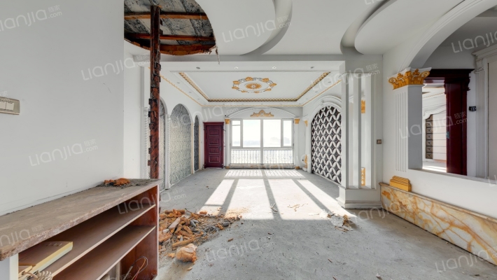 金碧阁二手房实景图