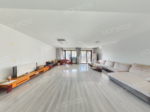 整租·红星国际广场一期 4室2厅 南