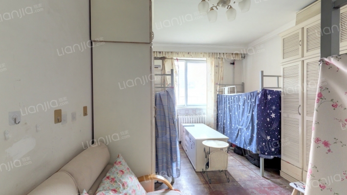 体院宿舍二手房实景图