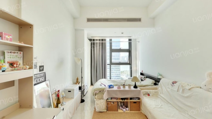 湾区一号二手房实景图