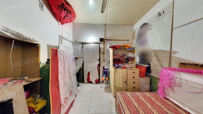 泰余里二手房实景图