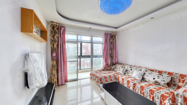 丝宝叠翠园一期二手房实景图