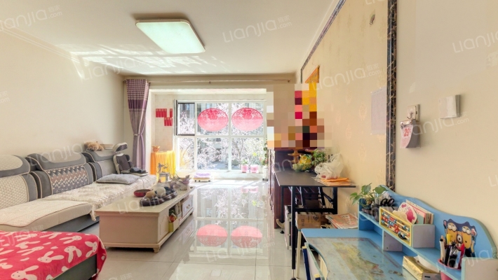 涿州高铁东站，华融三居两卫，南北通透带阳台-客厅