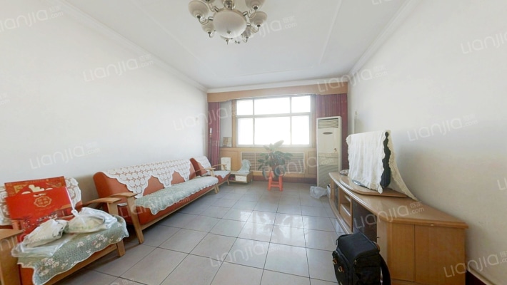 新秀路1号院二手房实景图