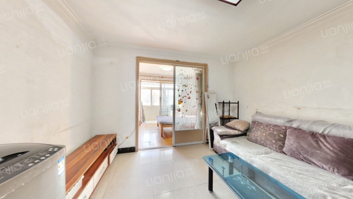 社区家属楼二手房实景图