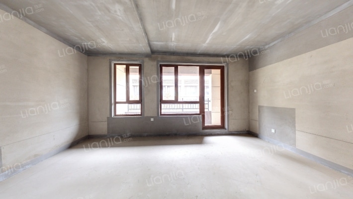 世茂御龙海湾星空墅5期二手房实景图