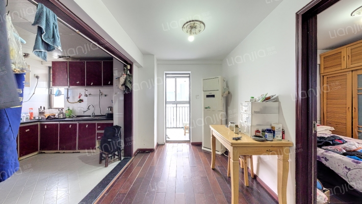 人和公寓二手房实景图