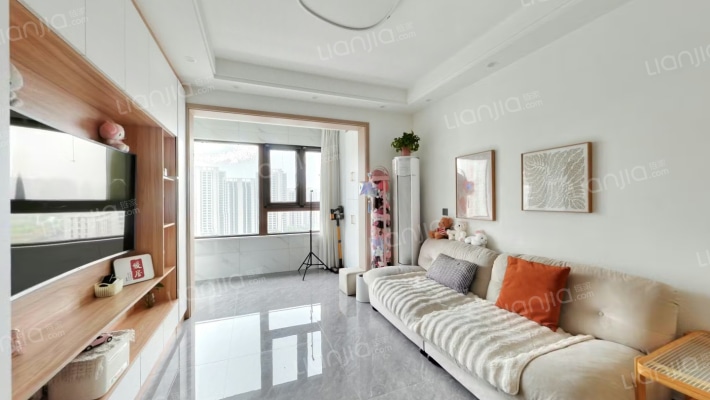 旭辉翡翠江来二手房实景图