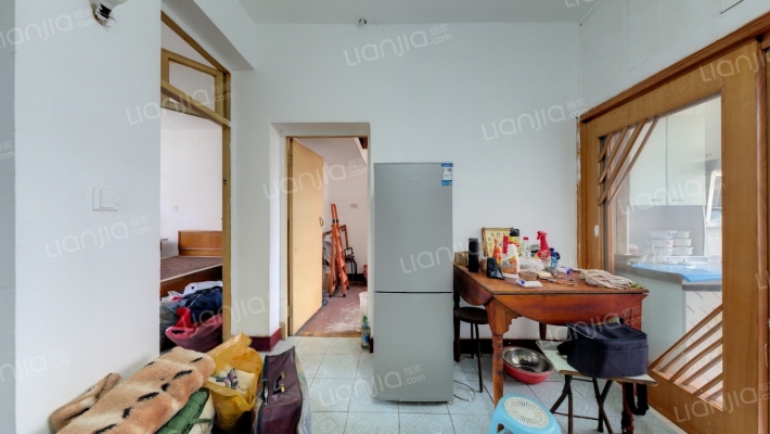 三新村二手房实景图