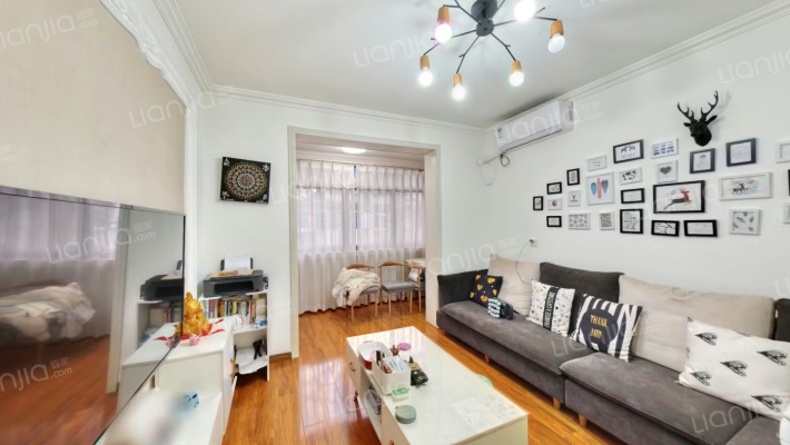 鱼凫路32号二手房实景图