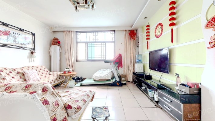 许昌市鞋厂家属院二手房实景图