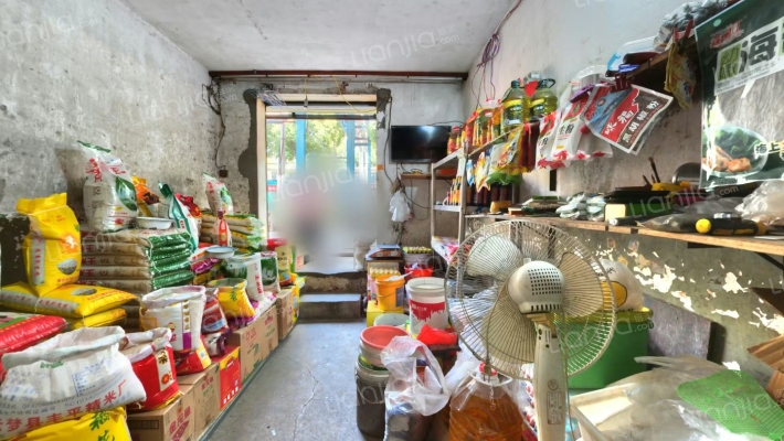 石化一生活区二手房实景图