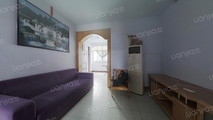 长征路老人大家属院二手房实景图