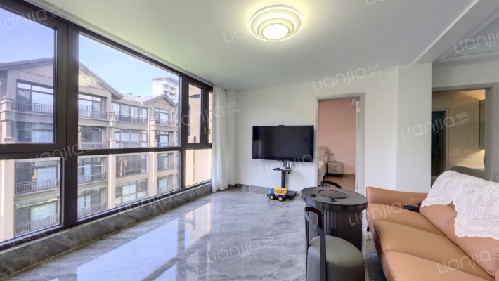 翠屏凤凰海岸二手房实景图