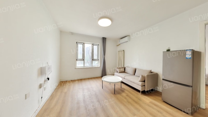 阿尔法社区二手房实景图