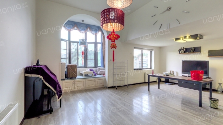 锦里苑二手房实景图