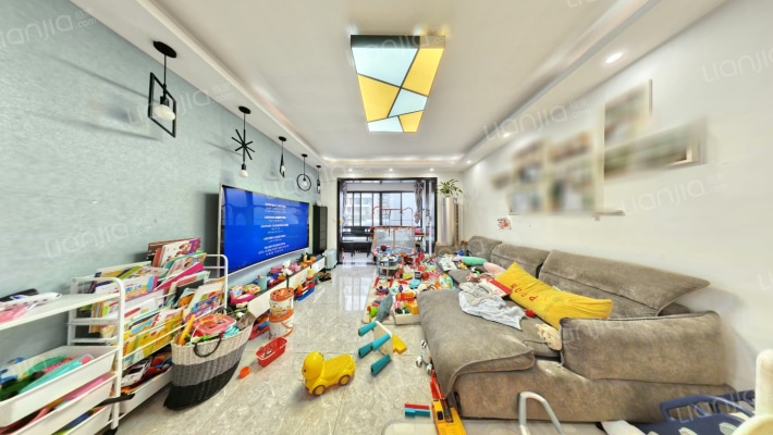 亨特萃山国际二手房实景图