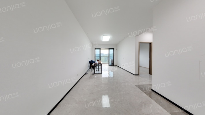 领峰杰筑二手房实景图