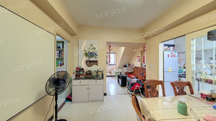 欣隆盛花园一区二手房实景图