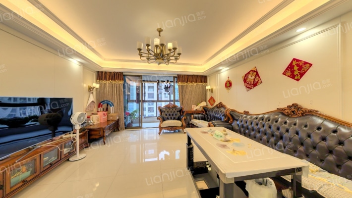 金茂梅溪湖二手房实景图