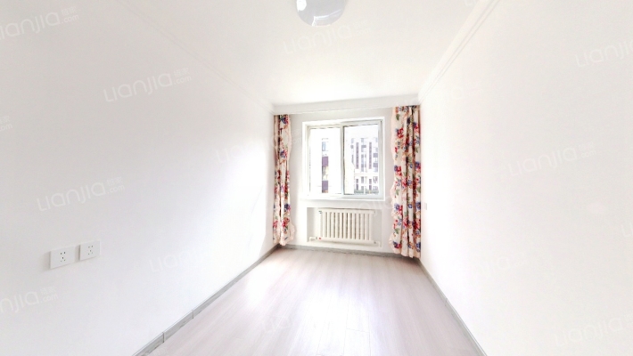 华北路（春柳商圈）二手房实景图