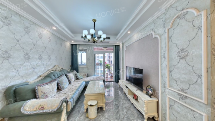 铂爵郡一期二手房实景图