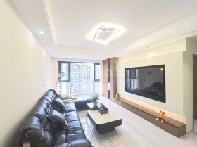 阳光云麓精装三房双卫拎包入住 朝中庭