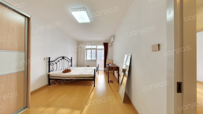 蓟门东里二手房实景图