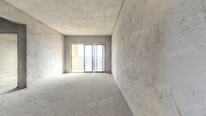 御峰蓝湾二手房实景图