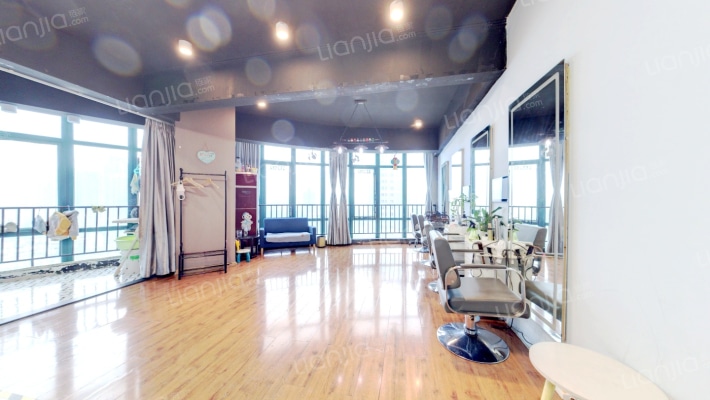 万安国际公寓二手房实景图