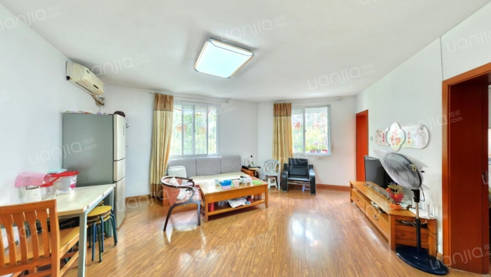 龙华里二手房实景图