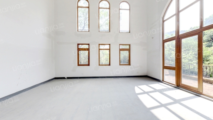 香格里拉别墅二手房实景图