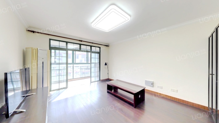 森林湾公寓二手房实景图