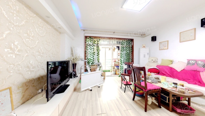 顶秀嘉园二手房实景图