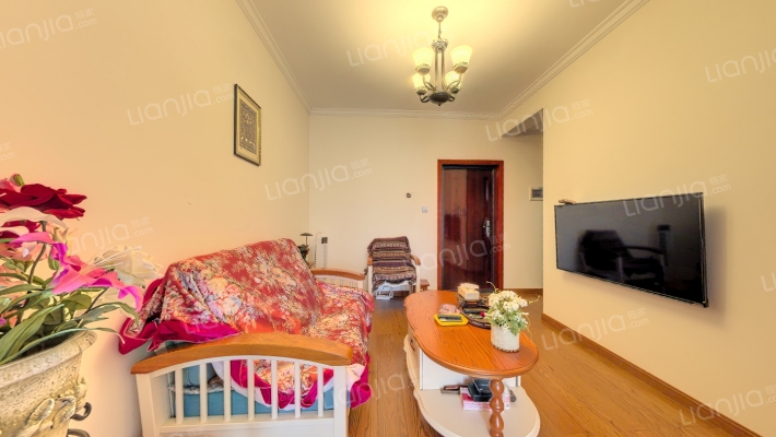 岭秀都江3期二手房实景图