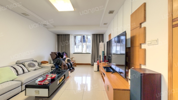 彩臣二村二手房实景图