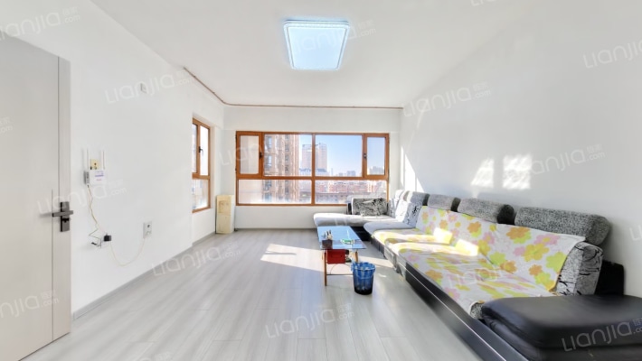 南极国际二手房实景图