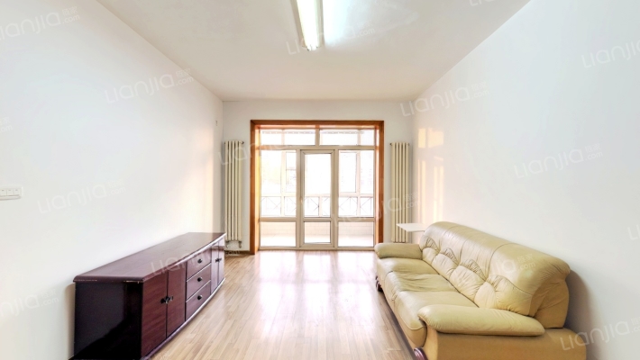 会展家园小区二手房实景图