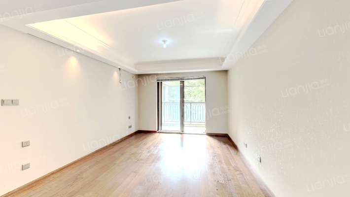 世茂云图二手房实景图