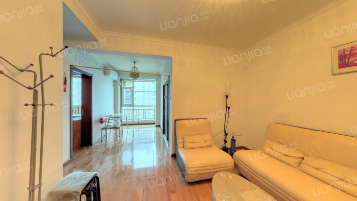 新领地二手房实景图