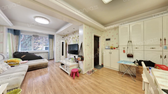 金沙路61号二手房实景图