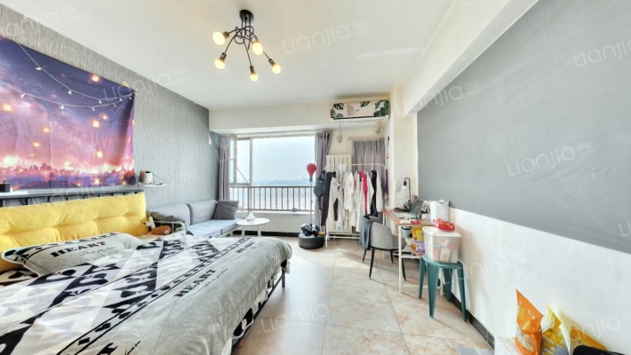 长城国际二手房实景图