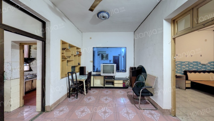 电信宿舍二手房实景图