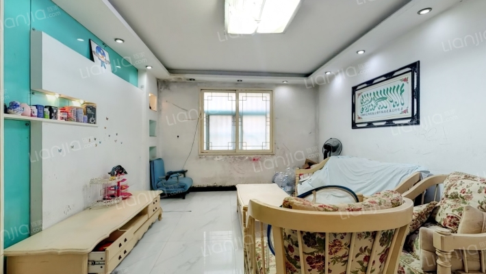 红旗小区二手房实景图