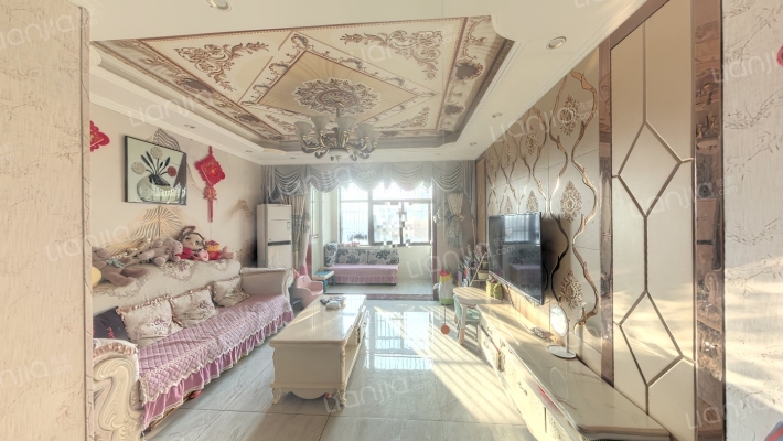 文一名门云河湾东区二手房实景图