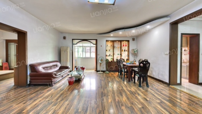 金龙路12号二手房实景图