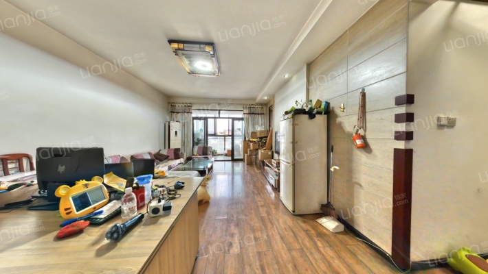 翡翠海湾二手房实景图