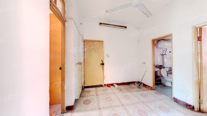 汾湖镇新村路228号二手房实景图