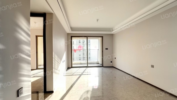 万科溥天龙堂润龙轩二手房实景图