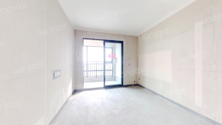 凤凰城凤雅苑二手房实景图